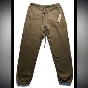 Fear of god Essentials Sweatpants Size Medium NWT